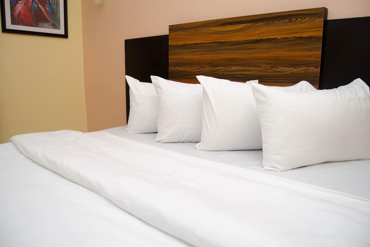 Free WiFi, bed sheets