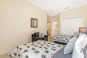 5 bedrooms, iron/ironing board, free WiFi, bed sheets