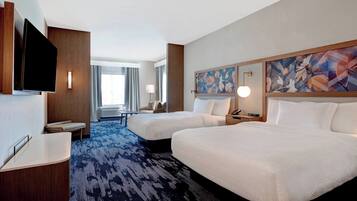 Suite, Meerdere bedden | Een bureau, een laptopwerkplek, een strijkplank/strijkijzer