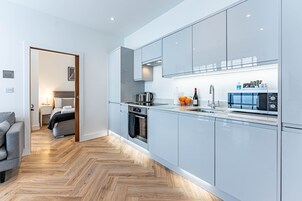 Smart TV 40 pulgadas con canales de televisiĂłn digitales, televisiĂłn