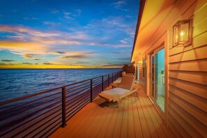 Terrace/patio - Tripletail | Beachfront | Pool | Hot Tub (Anna Maria)