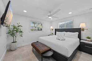4 habitaciones, tabla de planchar con plancha y cuna de viaje
