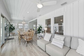 Älytelevisio, kirjoja