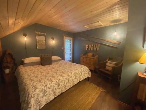 Lady Lodge Room near Olympic National Park