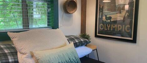 1 habitación, wifi y ropa de cama