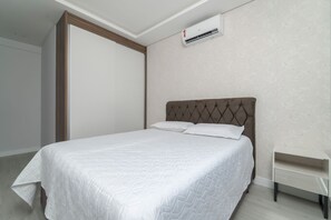2 bedrooms, free WiFi - Apartamento 2 Quartos com Piscina - 715 (Bombinhas)