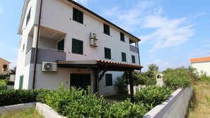 Exterior - Apartment Vabec 1 on the island of krk (Malinska)