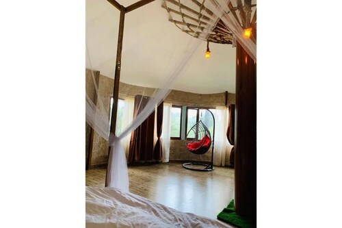 Rustic Charm Wayanad - The Stump (Treetop Suite)