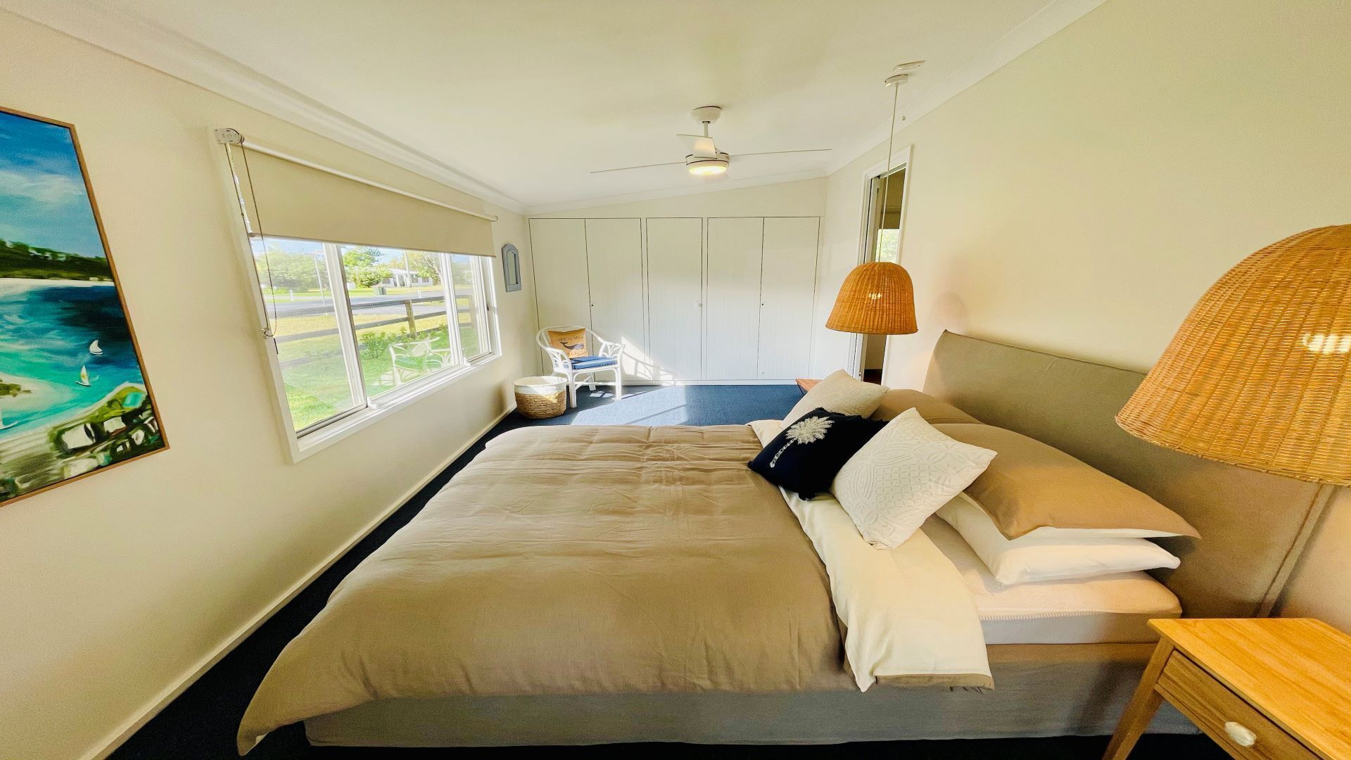 3 bedrooms, travel crib, WiFi, bed sheets