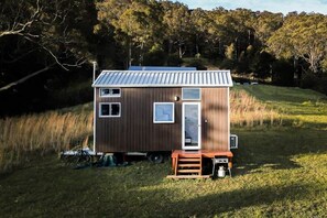Exterior - Little Magic Tiny House by Tiny Away (Coolangatta)