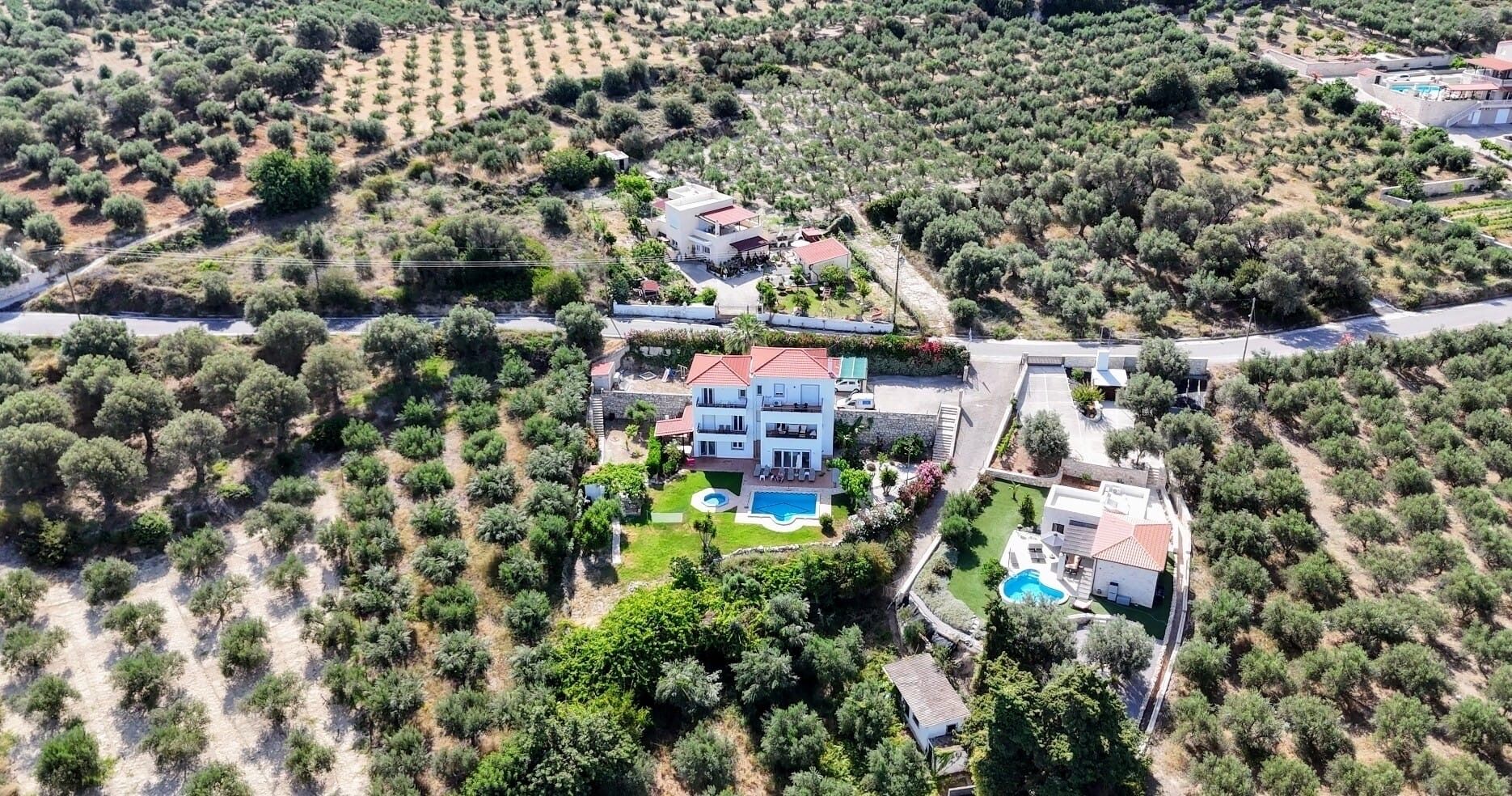 المنشأة من الخارج