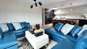 Villa | Living room | 30-inch TV with digital channels