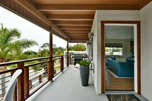 Luxury Cardiff By-the-sea Ocean View Penthouse