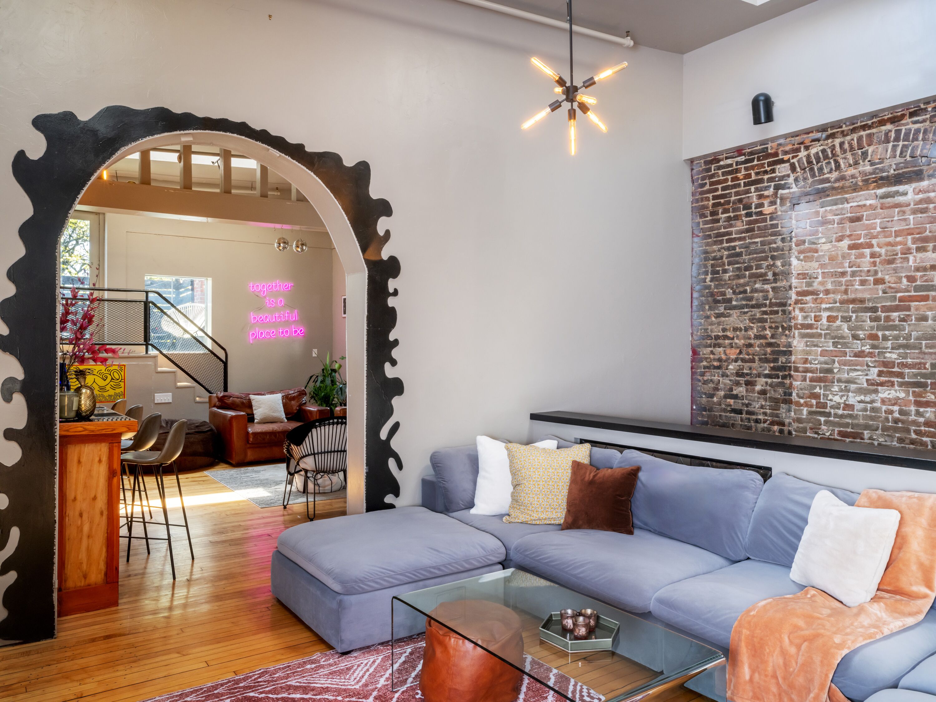 Smart TV, table tennis