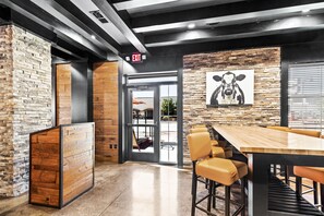 Dinner served  - Cobblestone Hotel & Suites - Superior Duluth (Superior)