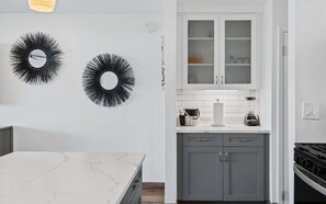 Fridge, microwave, oven, stovetop - Beachfront walkout onto Sapphire Beach, Crystal Cove  (St Thomas)