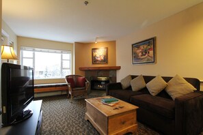 LCD-Fernseher, Kamin