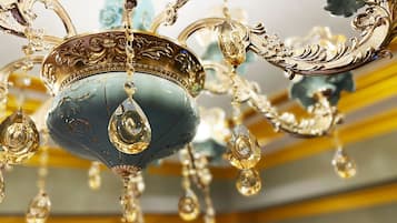 Individually furnished, blackout curtains, free WiFi, bed sheets