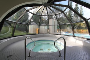 Beheizter Pool