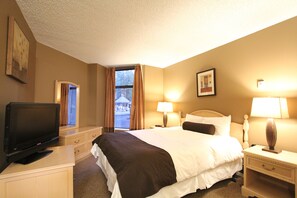 1 chambre, fer et planche à repasser, accès au Wi-Fi (inclus)