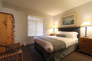 1 chambre, fer et planche à repasser, accès au Wi-Fi (inclus)