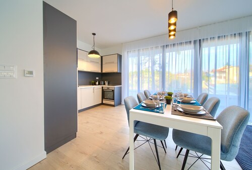 Moderne Ferienwohnung in Malinska mit Pool