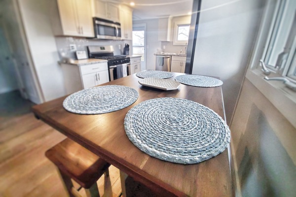 Frigorífic, microones, forn i placa de cuina