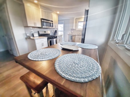 Fridge, microwave, oven, stovetop. The bungalow @ T. Spex Eyewear is a cozy, convenient stay in Canandaigua!