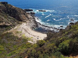 Una playa cerca