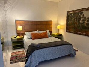 1 camera, Wi-Fi gratuito, lenzuola