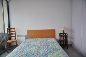 1 sovrum och strykjÀrn/strykbrÀda
