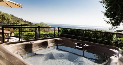 Macchione Villa, Sea View with Jacuzzi on Bastia