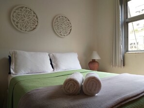 2 slaapkamers, individueel gedecoreerd, individueel gemeubileerd