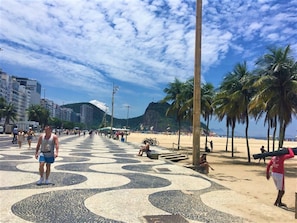 ชายหาด