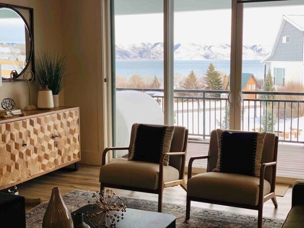 スマートテレビ、暖炉