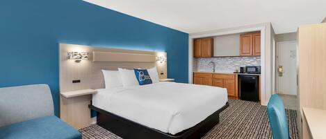 Escritorio, wifi gratis y ropa de cama