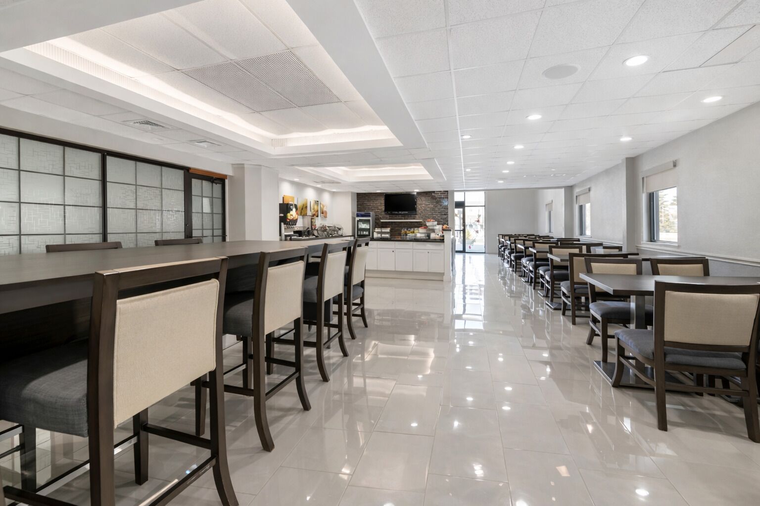 Café da manhã continental grátis todos os dias