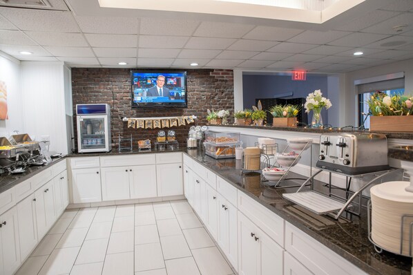 Desayuno continental incluido todos los días 