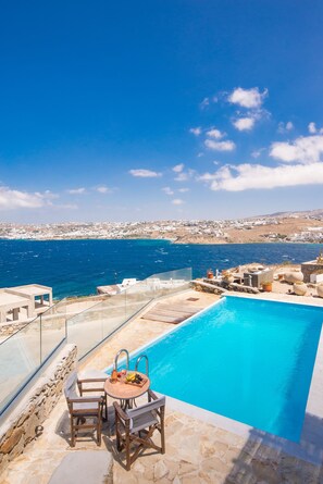 Alberca al aire libre