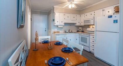 Southwinds F10 Oceanfront Complex Direct Oceanfront