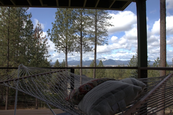 Slow mornings, fresh air, peaceful views.