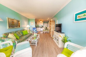 TV - Sea Dreams: Affordable Family Friendly: Ocean Views • Pool • Linens & Amenities (Atlantic Beach)