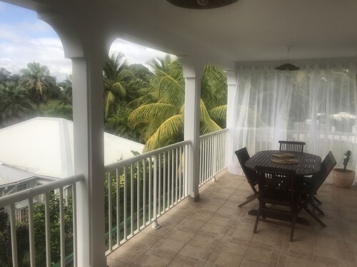 Cocooning room - 5 min to Jarry - 15 min to Beach