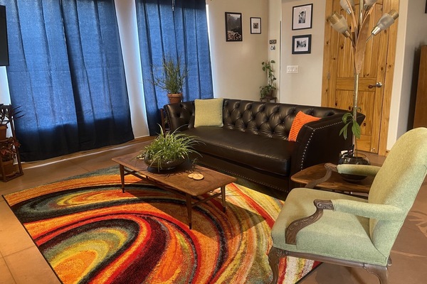 Warm and Cozy.......Feels like Home