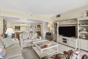 TV - Longboat Key Escape–Resort Pool + Ocean: Beachplace Condo # 7-102 by RVA (Longboat Key)