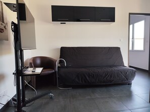 Smart TV, books - T3 ground floor near beach and Thalasso (Châtelaillon-Plage)