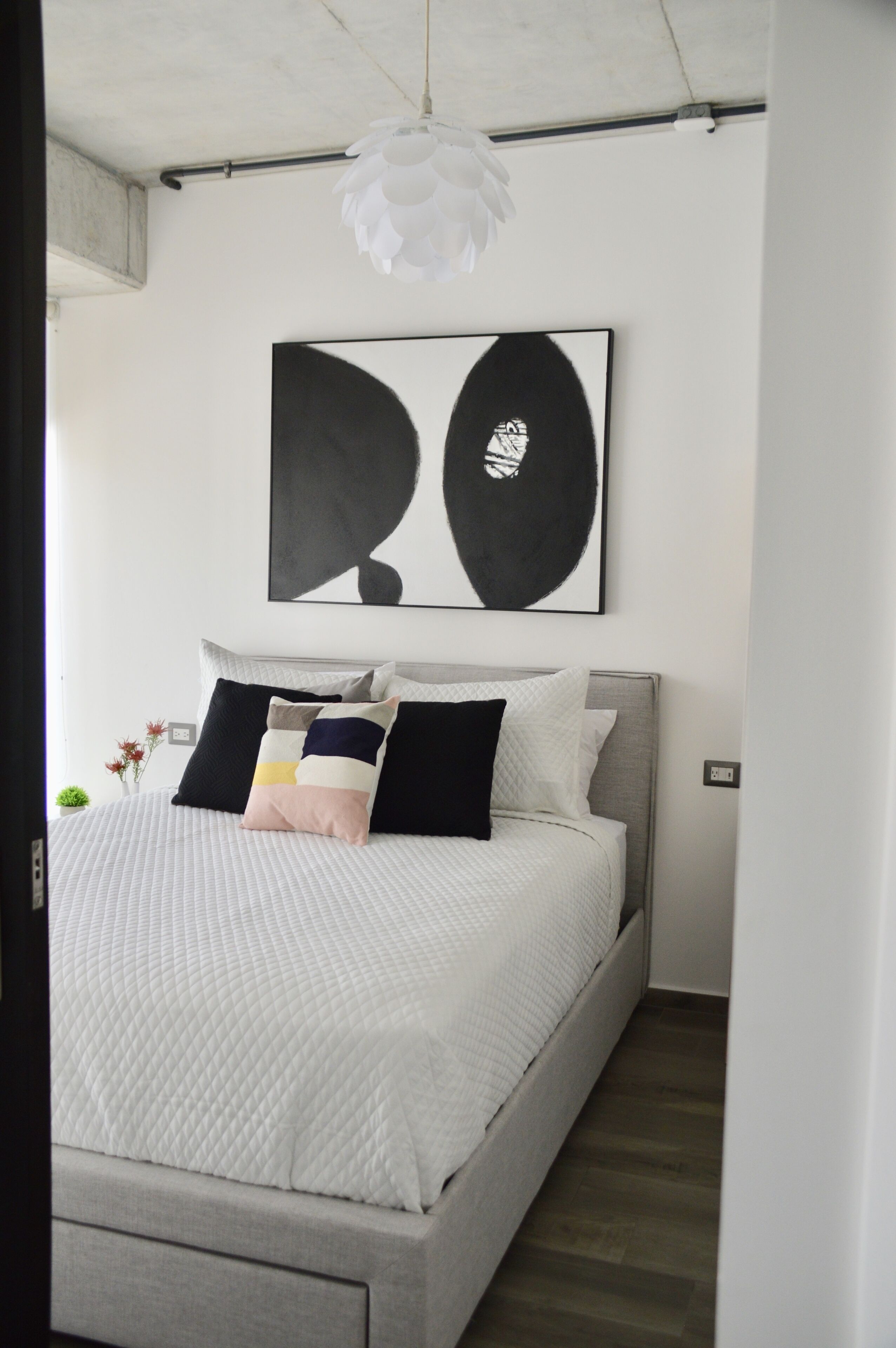 2 Schlafzimmer, Schreibtisch, Bügeleisen/Bügelbrett, kostenloses WLAN
