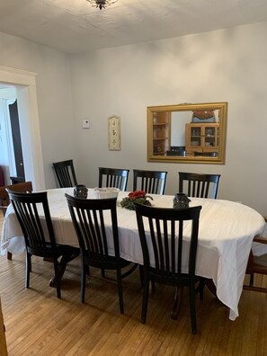 Dining - The Homestead, in Bedeque, waterview beach house and hot tub cabin (Bedeque)