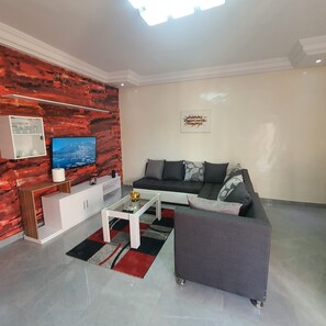 TV - RENAISSANCE HOME DAKAR  (Dakar)