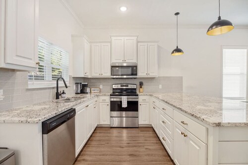 THE ALAMO HOUSE King size bed Fast internet!